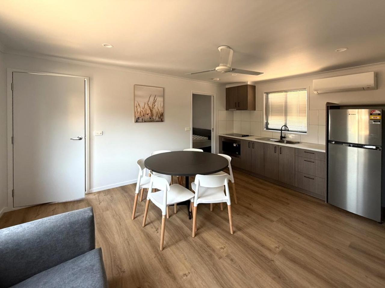Big4 Traralgon Park Lane Holiday Park Екстер'єр фото