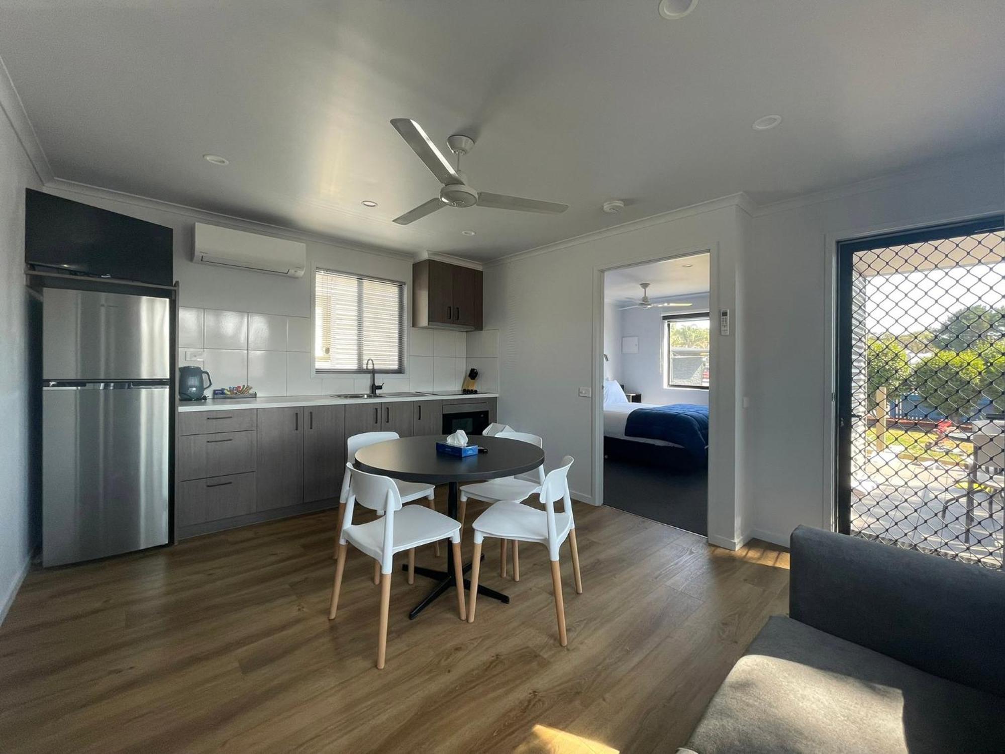 Big4 Traralgon Park Lane Holiday Park Екстер'єр фото
