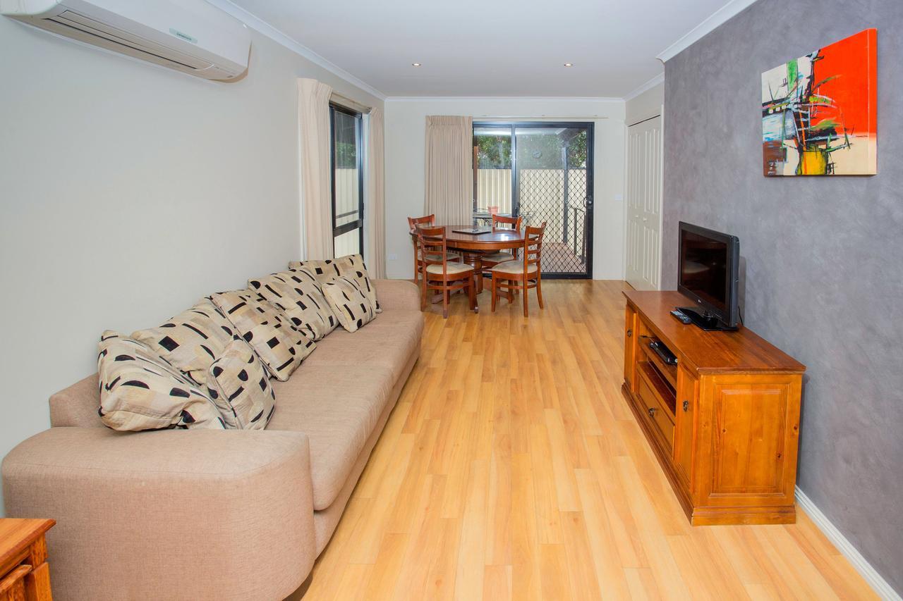 Big4 Traralgon Park Lane Holiday Park Екстер'єр фото