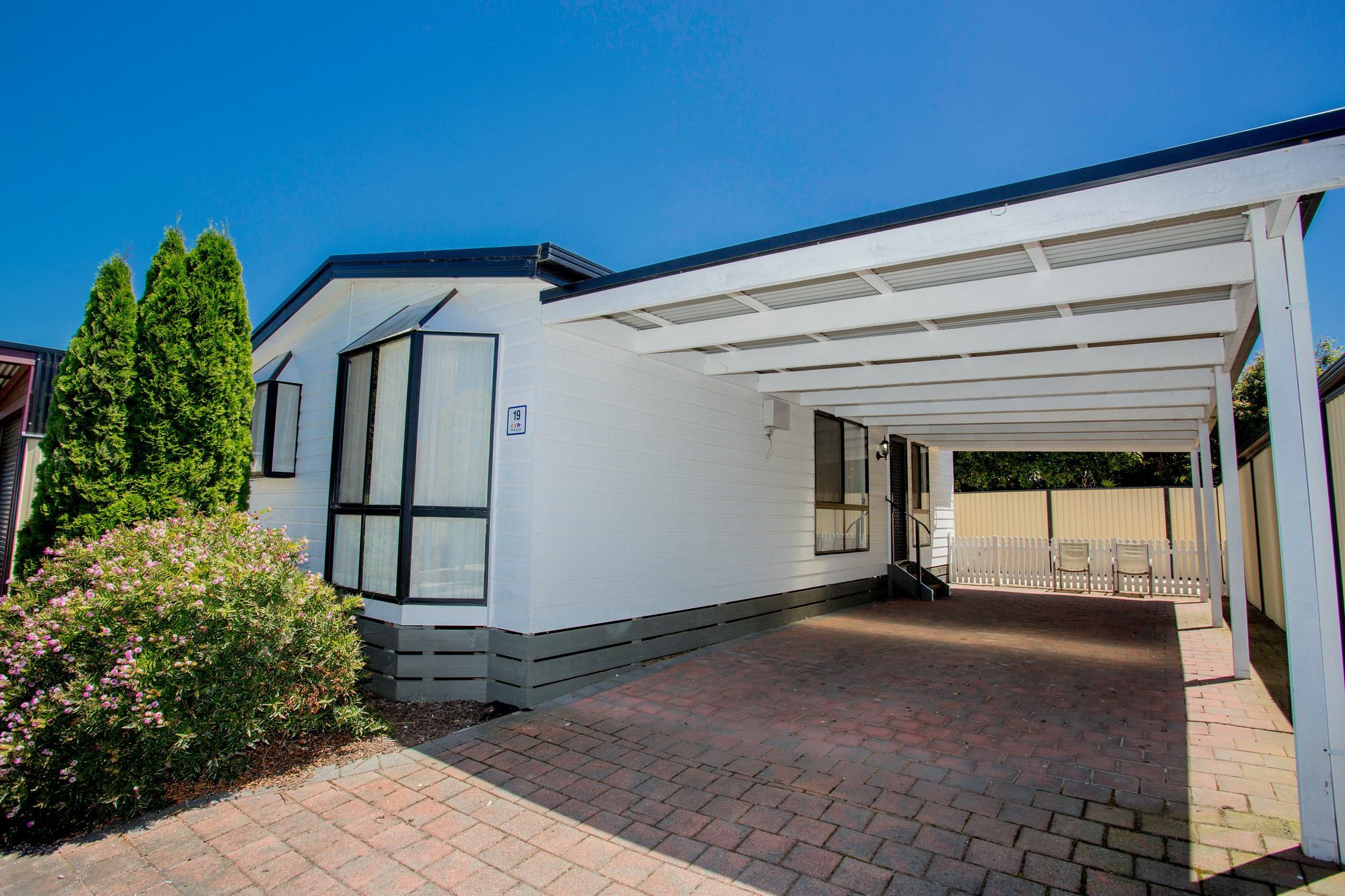 Big4 Traralgon Park Lane Holiday Park Екстер'єр фото